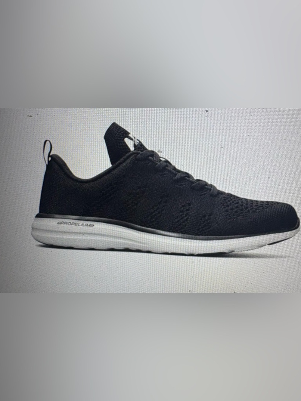 APL Women’s TechLoom Pro Lightweight Performance Sneakers; Sz: 9; EUC